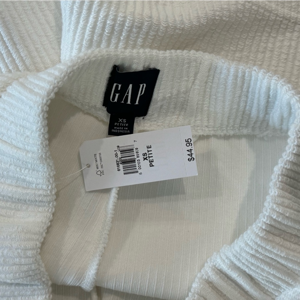 Gap Rib Easy Shorts - Picture 3 of 6